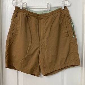 Birddog broomstick mens large shorts. Khaki With seafoam green inner short.